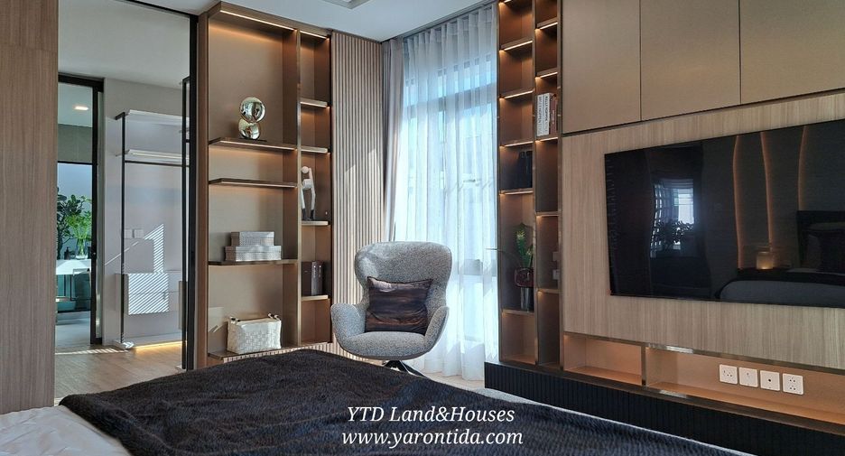 For sale 4 bedrooms house in Bang Phli, Samut Prakan