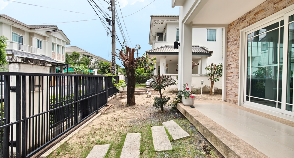 ให้เช่า 3 ห้องนอน บ้านเดี่ยว ใน บางกะปิ, กรุงเทพฯ