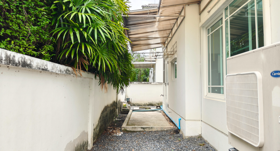 ให้เช่า 3 ห้องนอน บ้านเดี่ยว ใน บางกะปิ, กรุงเทพฯ