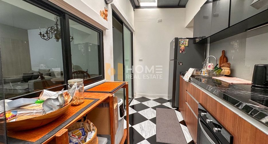 Reihenhaus zum Kauf mit 3 Zimmer in Bang Kruai, Nonthaburi