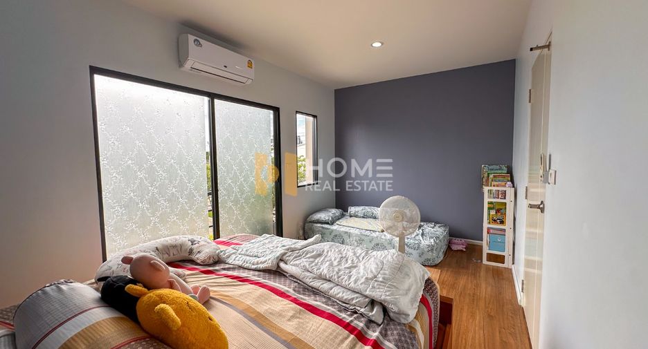 Reihenhaus zum Kauf mit 3 Zimmer in Bang Kruai, Nonthaburi