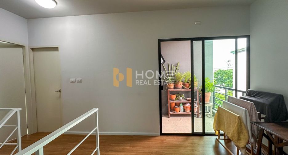 Reihenhaus zum Kauf mit 3 Zimmer in Bang Kruai, Nonthaburi