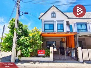 Casa adosada en venta de 2 habitaciones en Bang Sao Thong, Samut Prakan