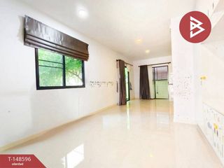 Casa adosada en venta de 2 habitaciones en Bang Sao Thong, Samut Prakan