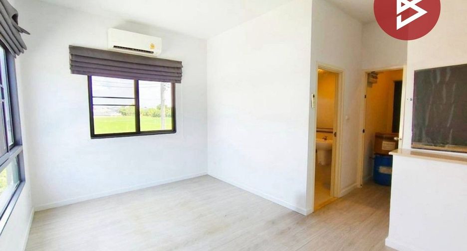 Casa adosada en venta de 2 habitaciones en Bang Sao Thong, Samut Prakan