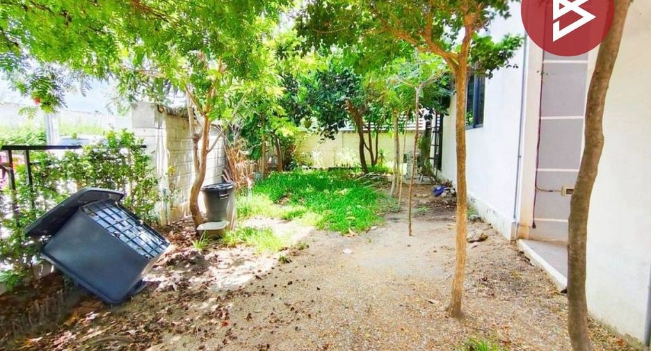 Casa adosada en venta de 2 habitaciones en Bang Sao Thong, Samut Prakan