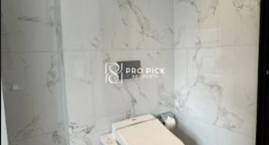 For rent 2 ベッドルーム condo in Khlong Toei, Bangkok
