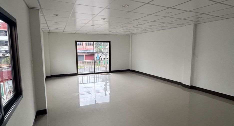 For rent そして for sale retail Space in Mueang Nakhon Nayok, Nakhon Nayok