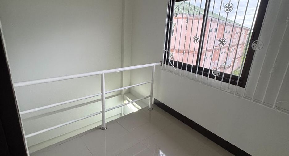 For rent そして for sale retail Space in Mueang Nakhon Nayok, Nakhon Nayok