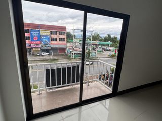 For rent そして for sale retail Space in Mueang Nakhon Nayok, Nakhon Nayok