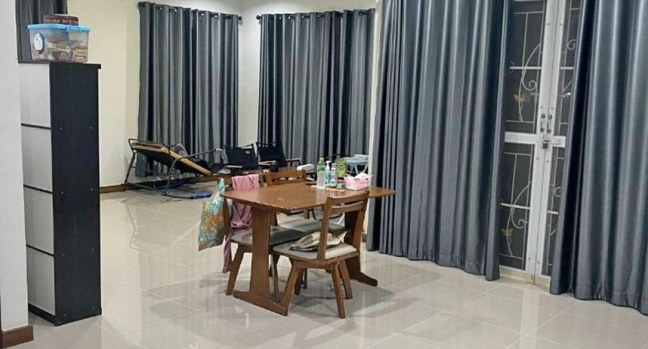 For sale 3 bedrooms house in Khlong Luang, Pathum Thani