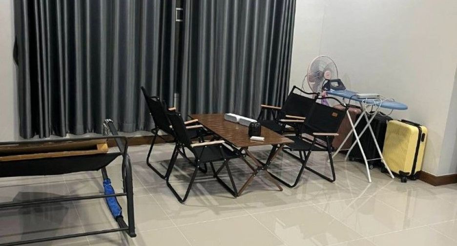 For sale 3 bedrooms house in Khlong Luang, Pathum Thani
