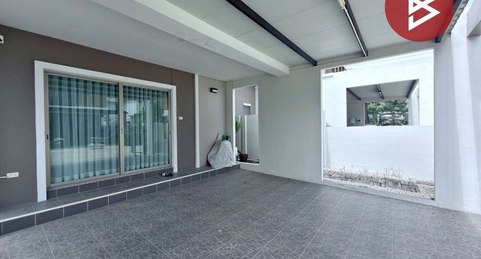 À vendre 3 chambres maison à Phan Thong, Chonburi
