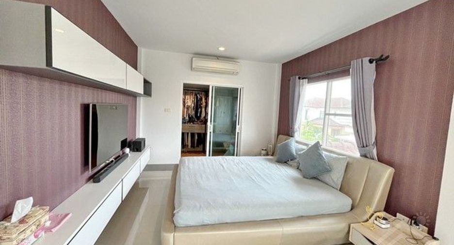 Casa en venta de 4 habitaciones en Khlong Sam Wa, Bangkok