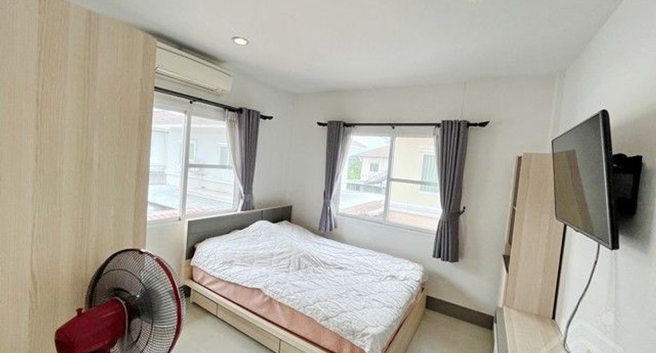 Casa en venta de 4 habitaciones en Khlong Sam Wa, Bangkok