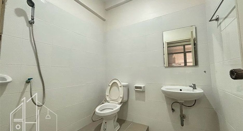 Аренда 3 спальни кондо в Кхлонг Тоеи, Бангкок