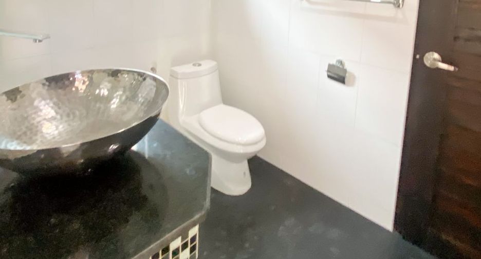 For sale 3 bedrooms villa in Bang Lamung, Chonburi