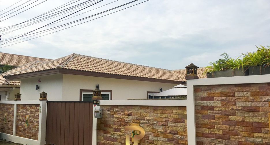 For sale 3 bedrooms villa in Bang Lamung, Chonburi