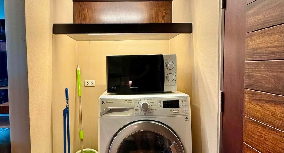 For rent 2 bedrooms condo in Mueang Chiang Mai, Chiang Mai