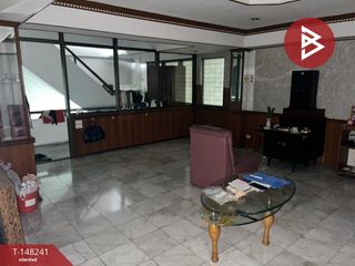 For sale 3 bedrooms retail Space in Phasi Charoen, Bangkok