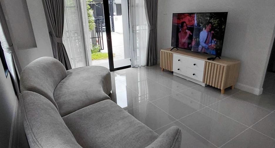 For rent 3 bedrooms house in San Kamphaeng, Chiang Mai