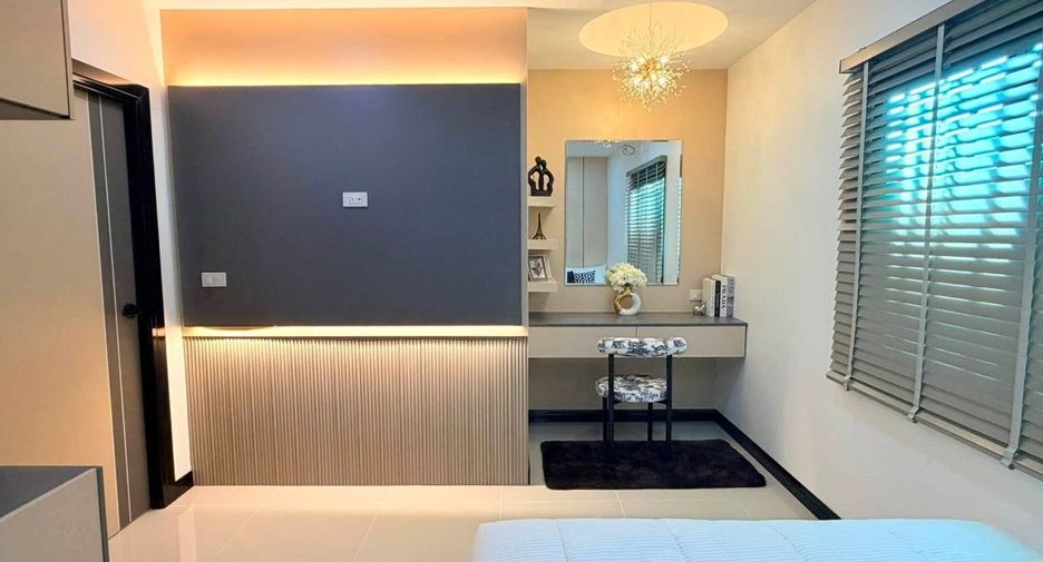 Casa adosada en venta de 3 habitaciones en Jomtien, Pattaya
