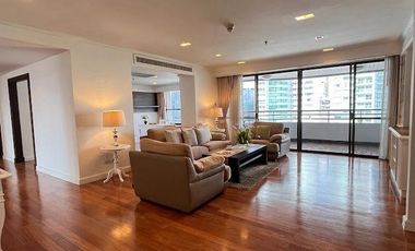 For rent 3 bedrooms apartment in Khlong Toei, Bangkok