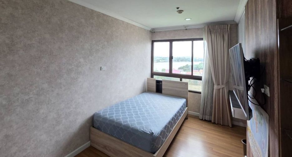 For sale 3 bedrooms condo in Yan Nawa, Bangkok