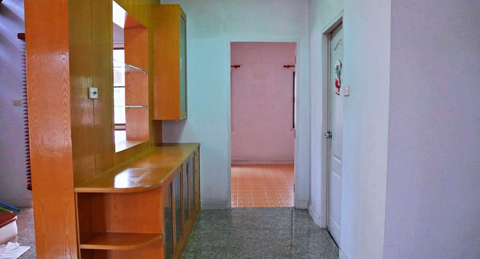 Casa en venta de 3 habitaciones en Sai Mai, Bangkok