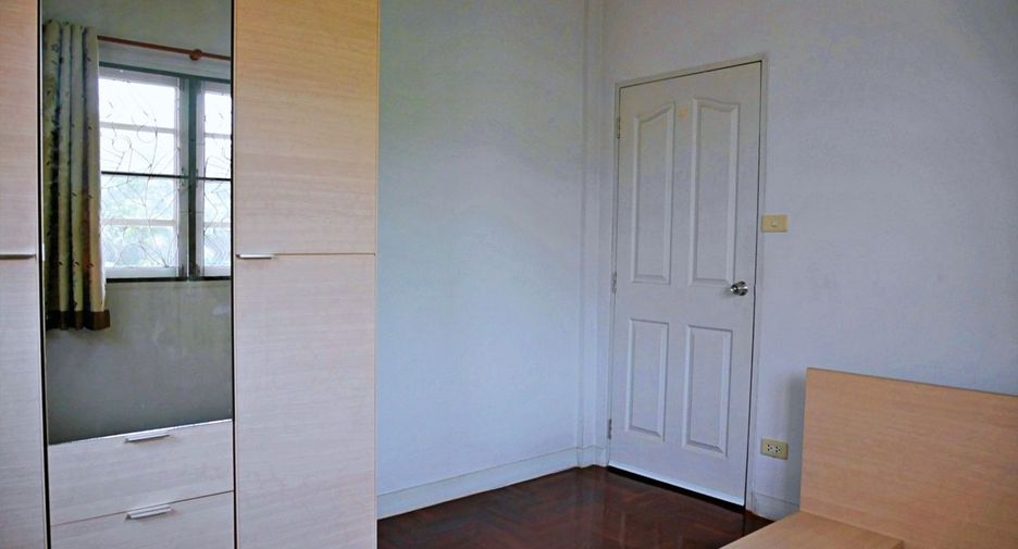 Casa en venta de 3 habitaciones en Sai Mai, Bangkok