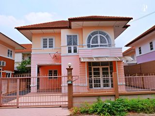 Casa en venta de 3 habitaciones en Sai Mai, Bangkok