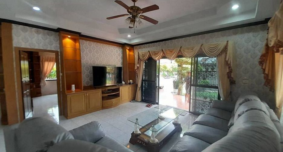 Villa zur Miete mit 4 Zimmer in Bang Lamung, Chonburi