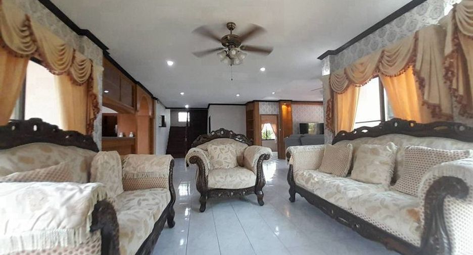 Villa zur Miete mit 4 Zimmer in Bang Lamung, Chonburi
