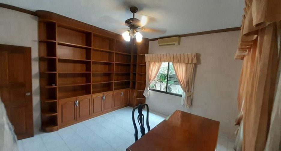 Villa zur Miete mit 4 Zimmer in Bang Lamung, Chonburi