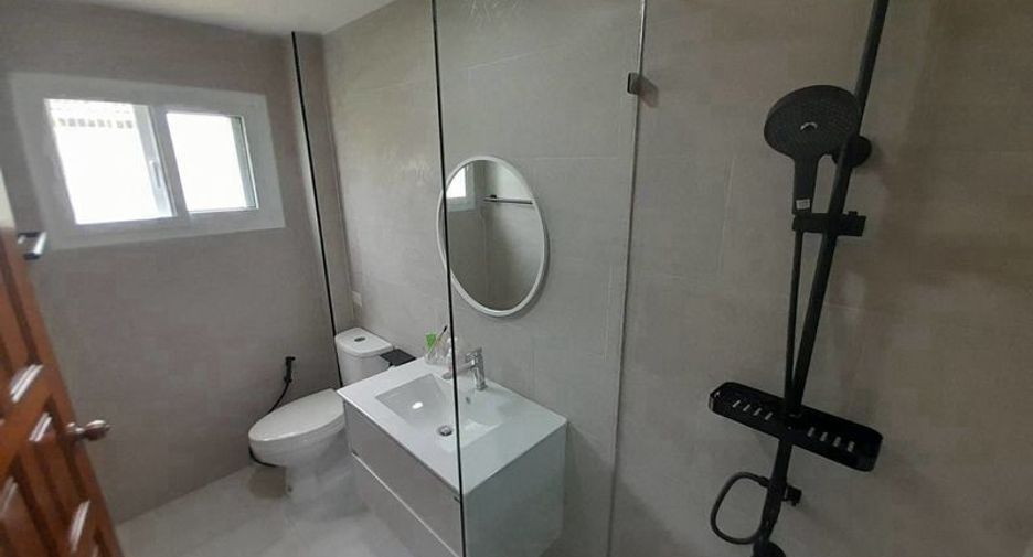 Villa zur Miete mit 4 Zimmer in Bang Lamung, Chonburi