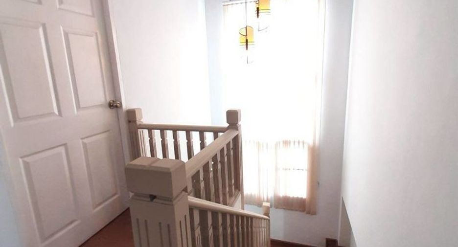For rent 3 bedrooms house in Mueang Chiang Mai, Chiang Mai
