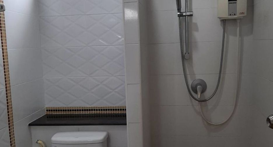 For rent 3 bedrooms house in Mueang Chiang Mai, Chiang Mai
