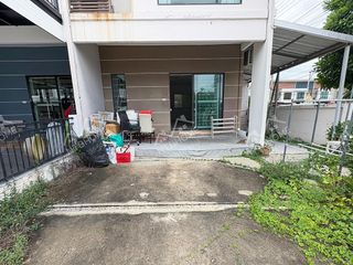 For sale 3 ベッドルーム townhouse in Bang Kruai, Nonthaburi