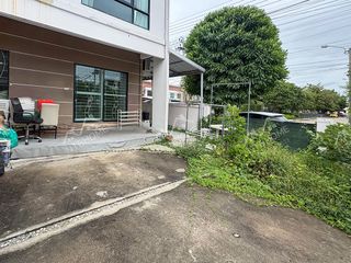 For sale 3 ベッドルーム townhouse in Bang Kruai, Nonthaburi