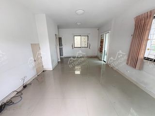 For sale 3 ベッドルーム townhouse in Bang Kruai, Nonthaburi