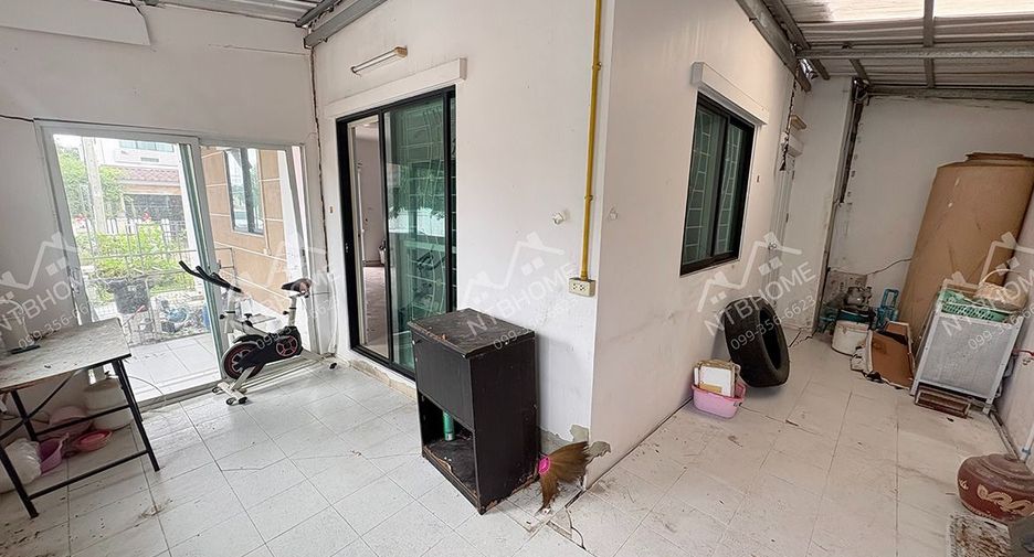For sale 3 ベッドルーム townhouse in Bang Kruai, Nonthaburi