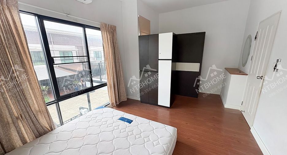 For sale 3 ベッドルーム townhouse in Bang Kruai, Nonthaburi