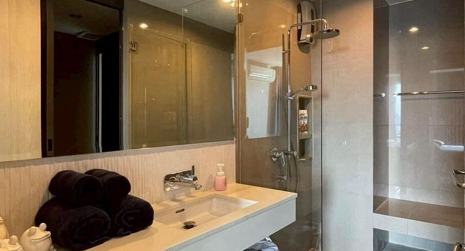 À vendre 1 chambre condo à Khlong Toei, Bangkok