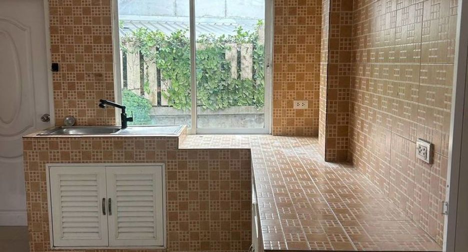For rent 3 bedrooms house in San Sai, Chiang Mai