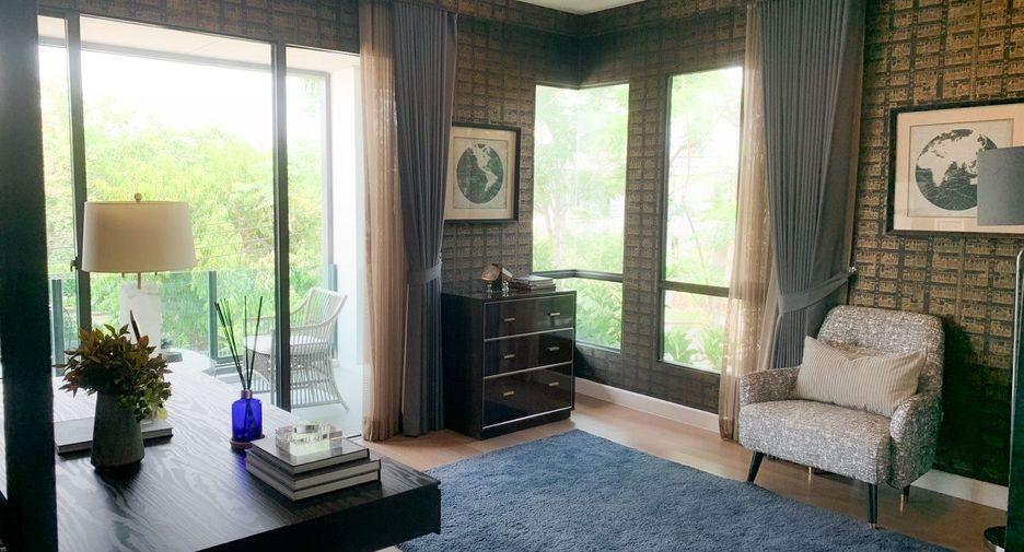 For sale 5 bedrooms house in Sai Mai, Bangkok