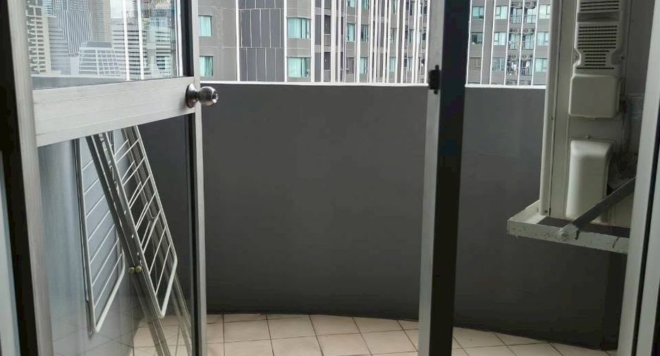 Wohnung zur Miete mit 2 Zimmer in Watthana, Bangkok