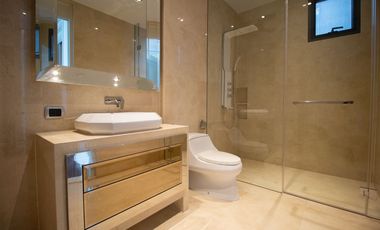 For rent 2 bedrooms condo 