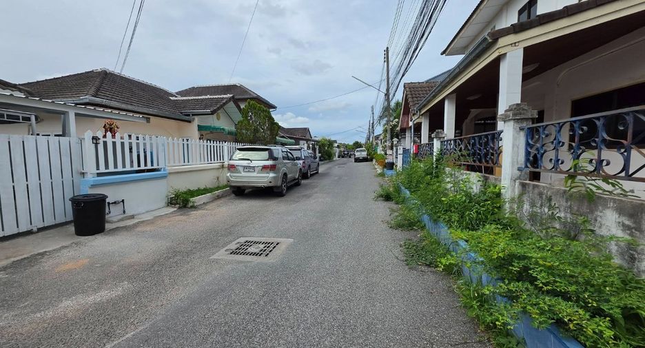 For rent 3 bedrooms house in Bang Lamung, Chonburi