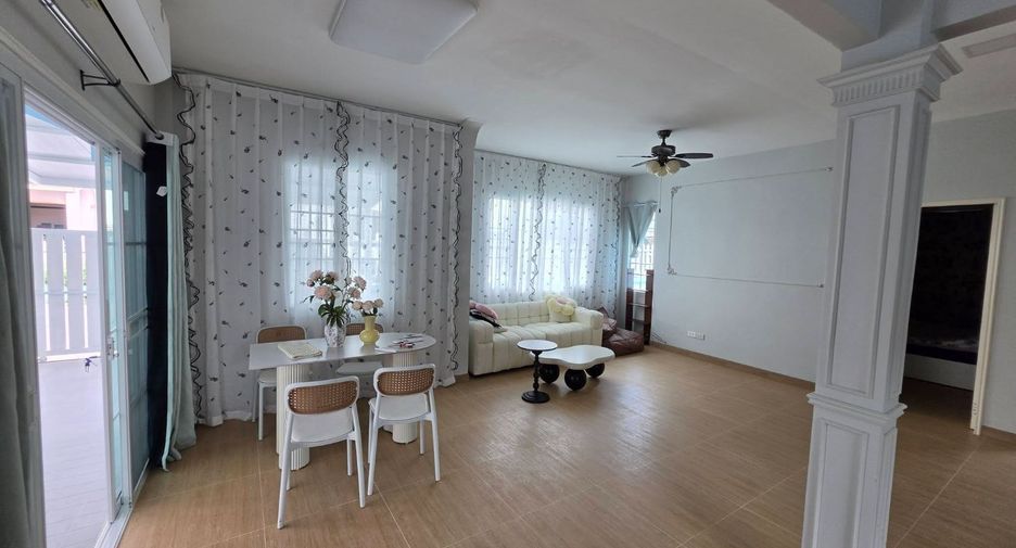 For rent 3 bedrooms house in Bang Lamung, Chonburi