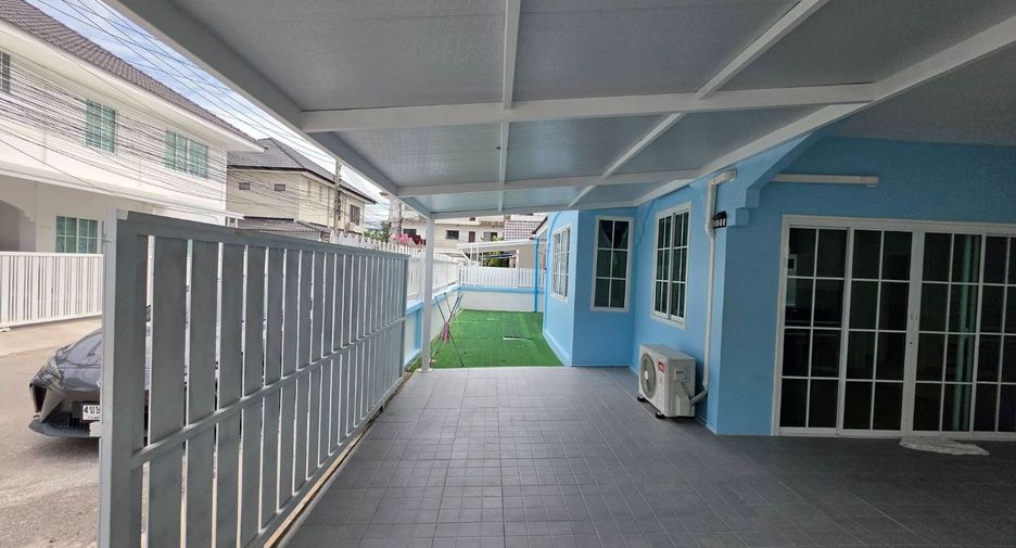 For rent 3 bedrooms house in Bang Lamung, Chonburi